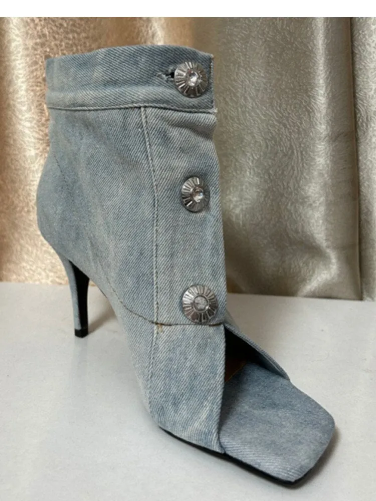 2023 Women's Summer European and American Vintage Denim Slim High Heel Button Sandals Fashion New Open Teeth Large Size Sandals