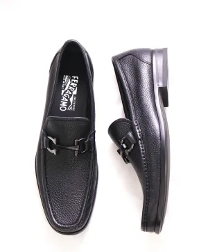 $850 SALVATORE FERRAGAMO - “GRANDIOSO" Gancini Bit Loafer Black Leather - 9.5 D
