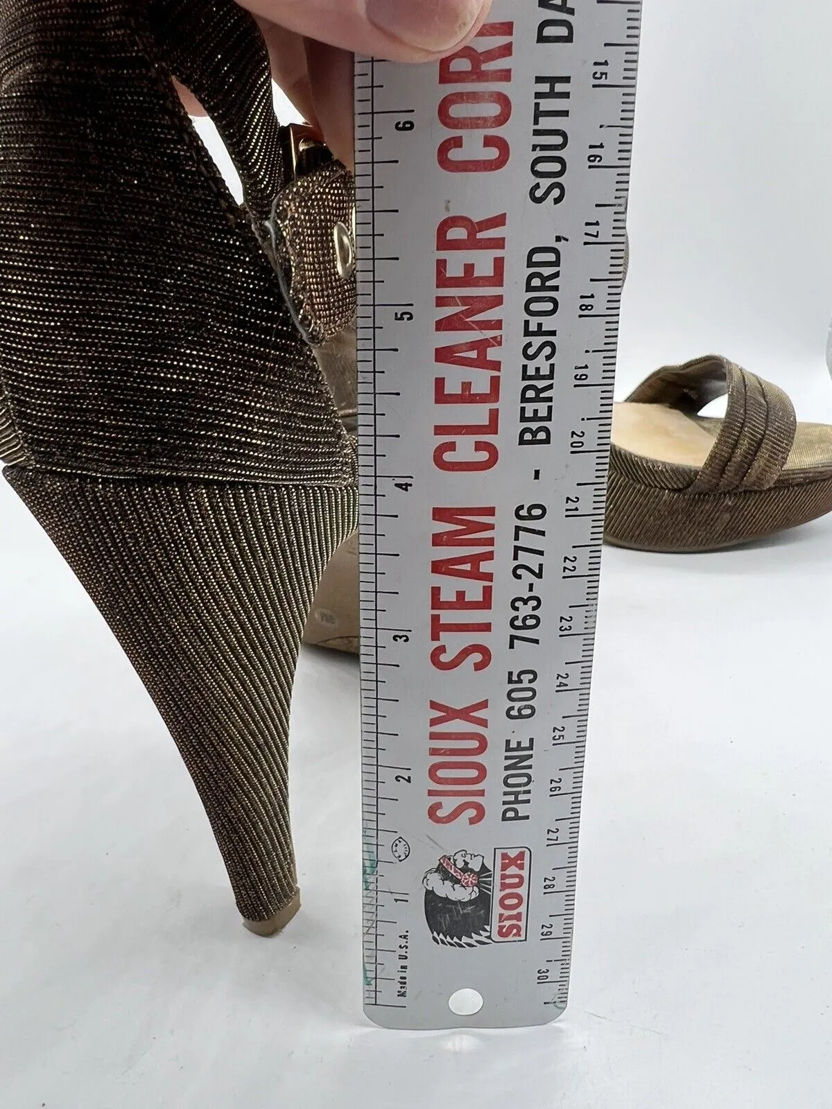 9 M Gianni Bini Gold Glitter Strap Sandal 4” High Heel Open Toe Platform Sling