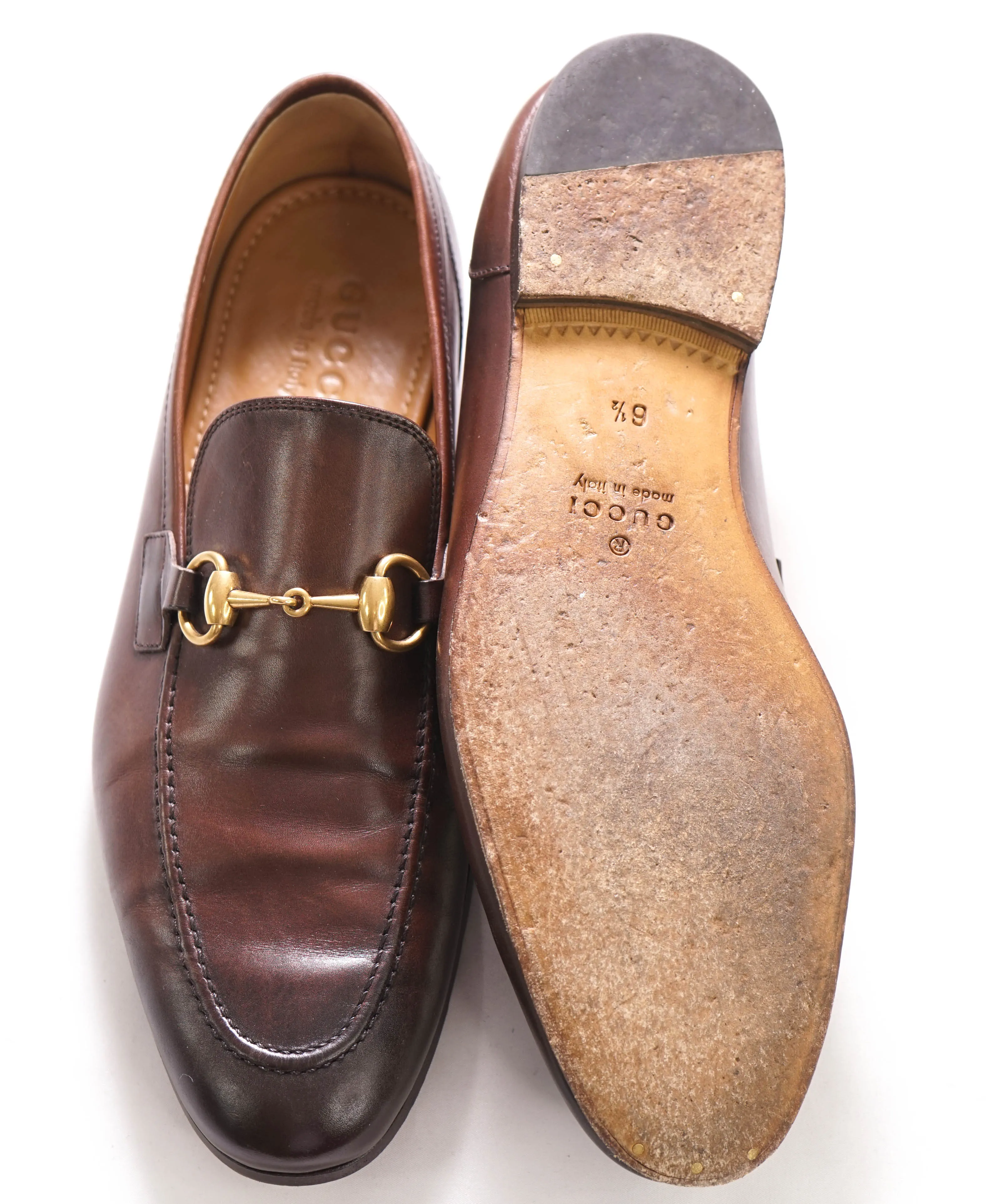 $920 GUCCI - "JORDAAN" Brown ICONIC Horsebit Leather Loafers - 7US (6.5G)