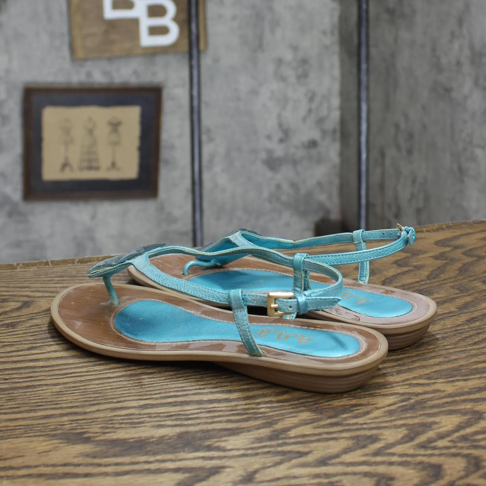 A New Approach Womens Vintage Thong Jewel Sandals 167416be471101 Blue / Brown 6M