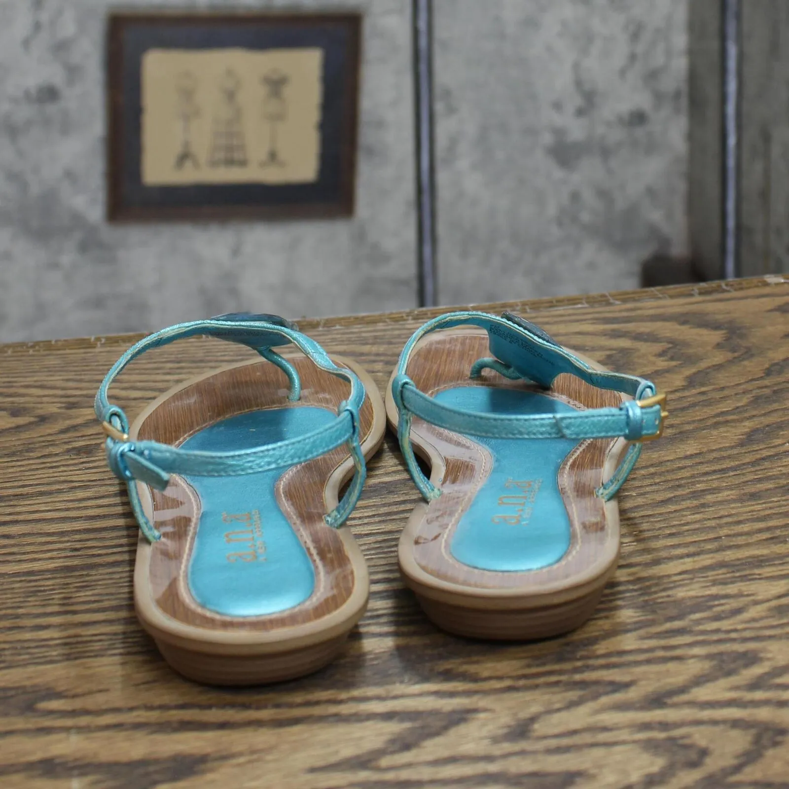 A New Approach Womens Vintage Thong Jewel Sandals 167416be471101 Blue / Brown 6M