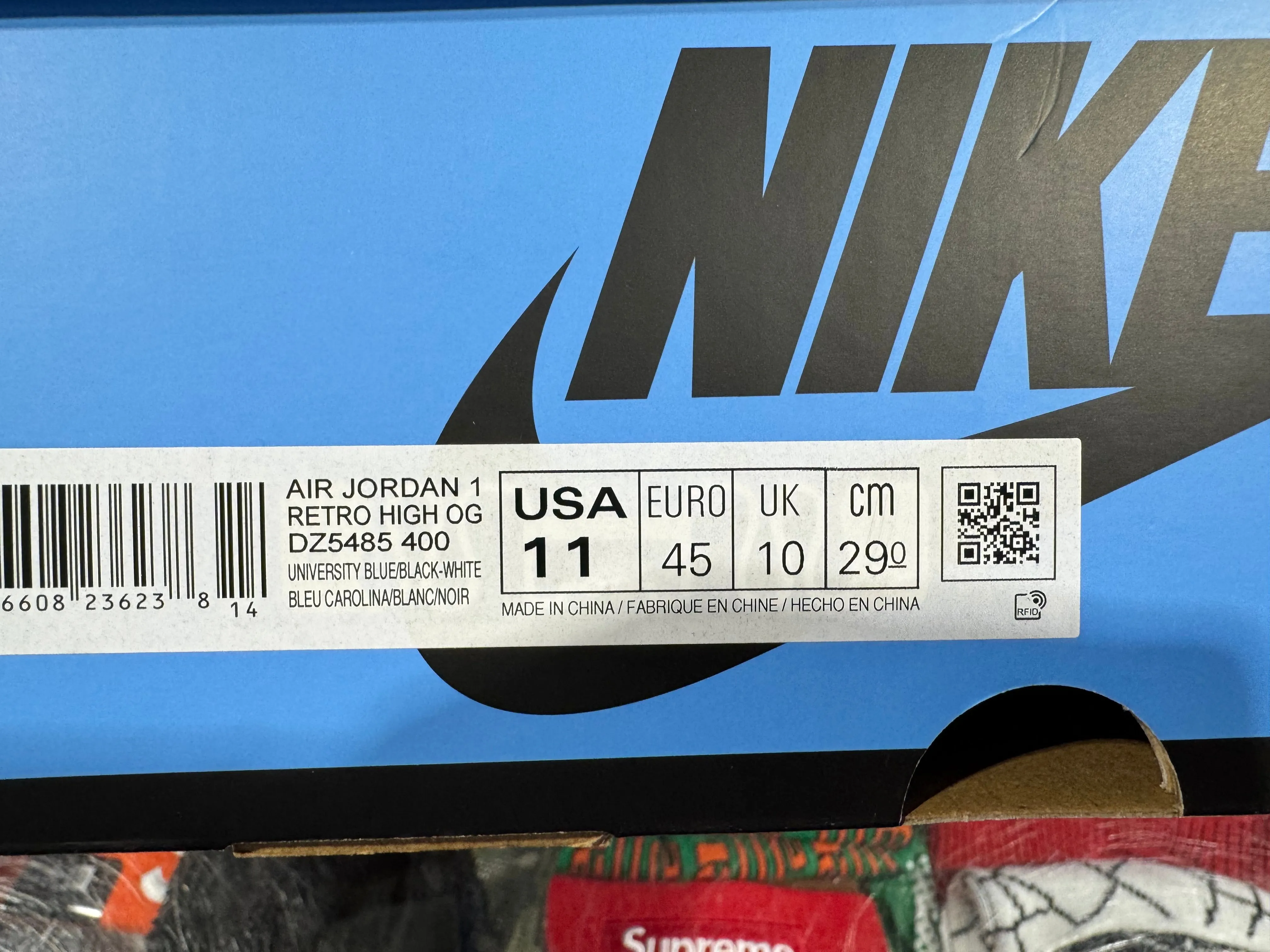 Air Jordan 1 Retro High OG - UNC Toe