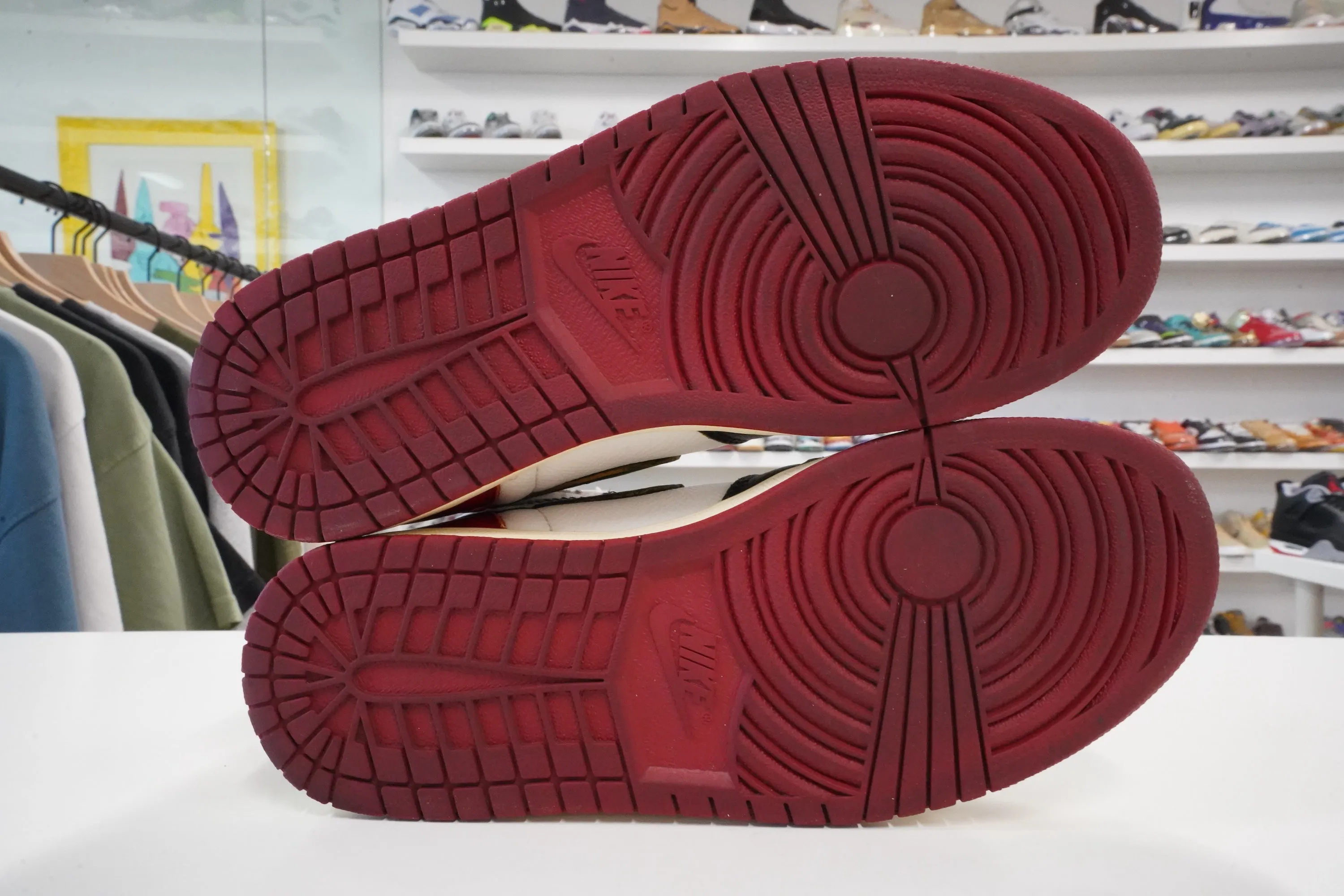 Air Jordan 1 Retro High Union Black Toe