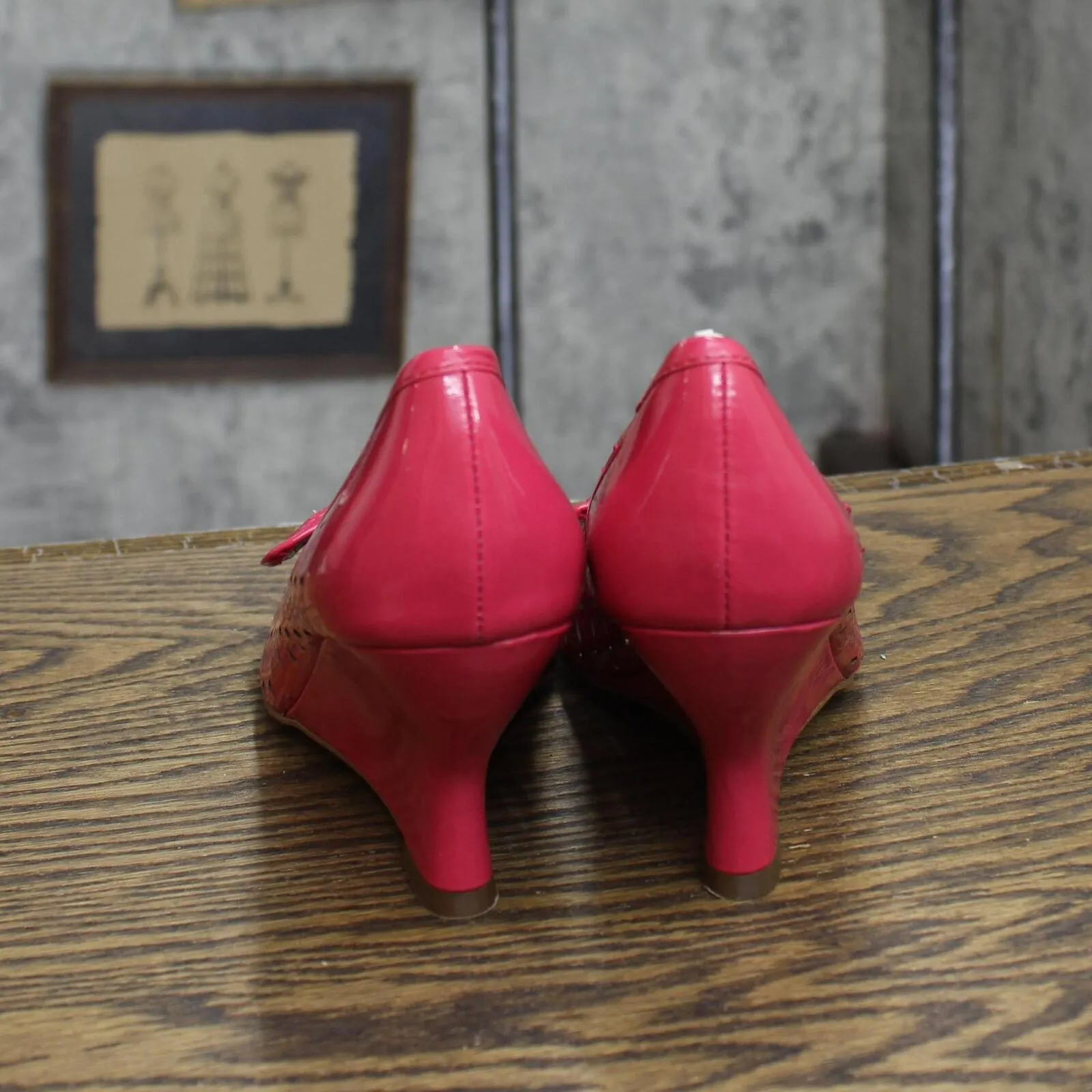 AK Anne Klein Womens Vintage Patent Leather Wedge Heels Dark Pink 5.5M