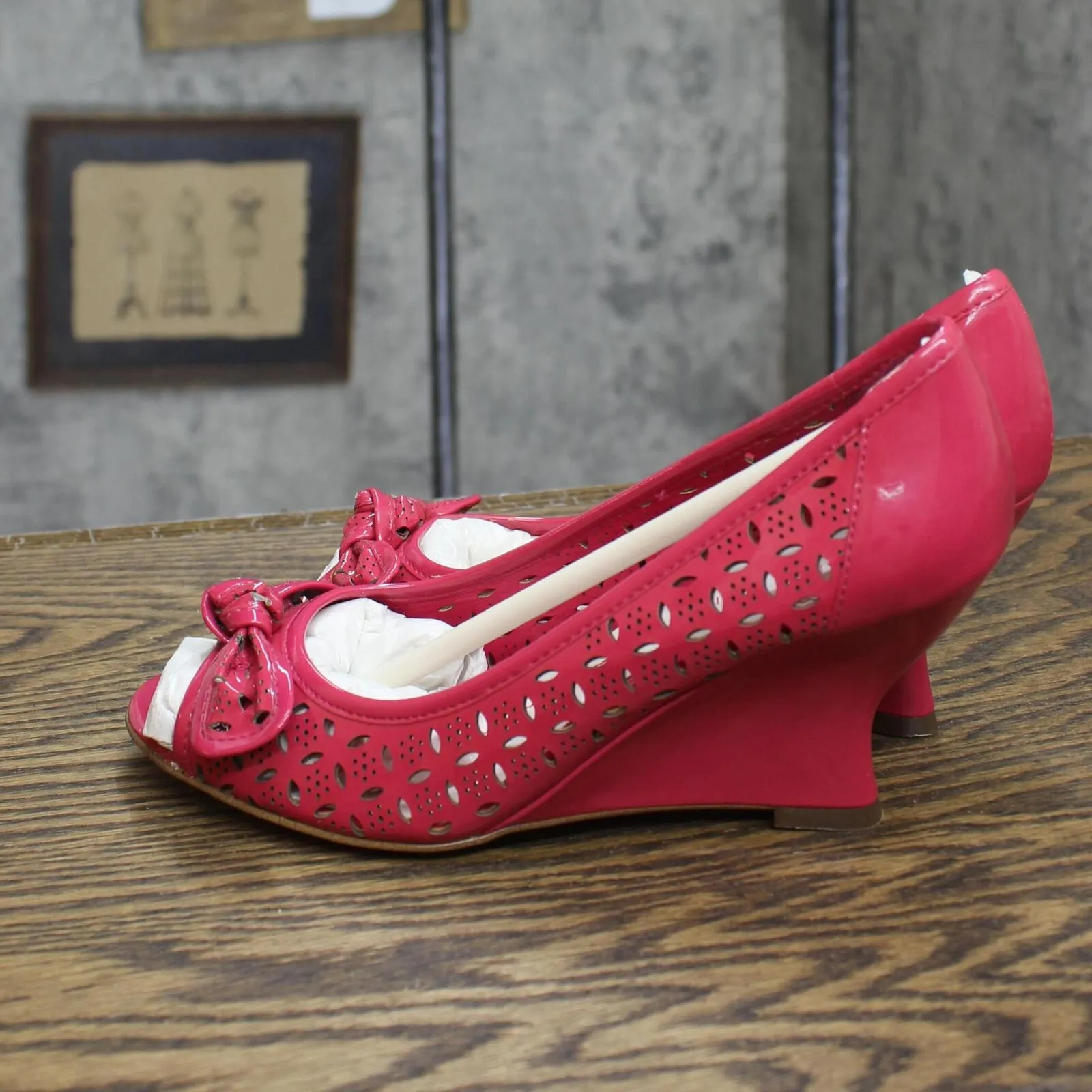 AK Anne Klein Womens Vintage Patent Leather Wedge Heels Dark Pink 5.5M