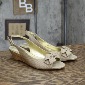 AK Anne Klein Womens Vintage Sling Back Bow Wedge Heels Natural Brown Gold 6.5M