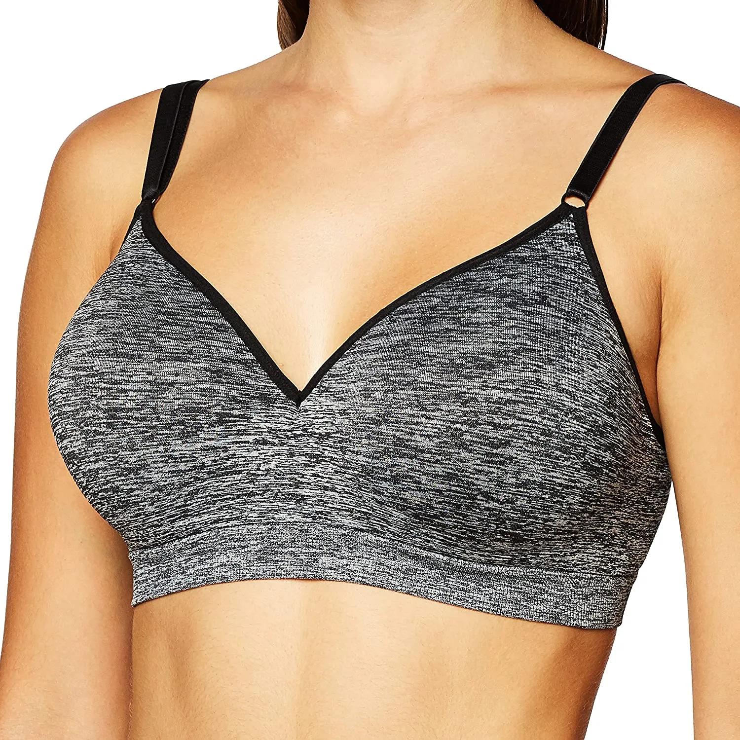 Brand new Fruit of the Loom Seamless Wirefree Lift Bra in Black - 36D!