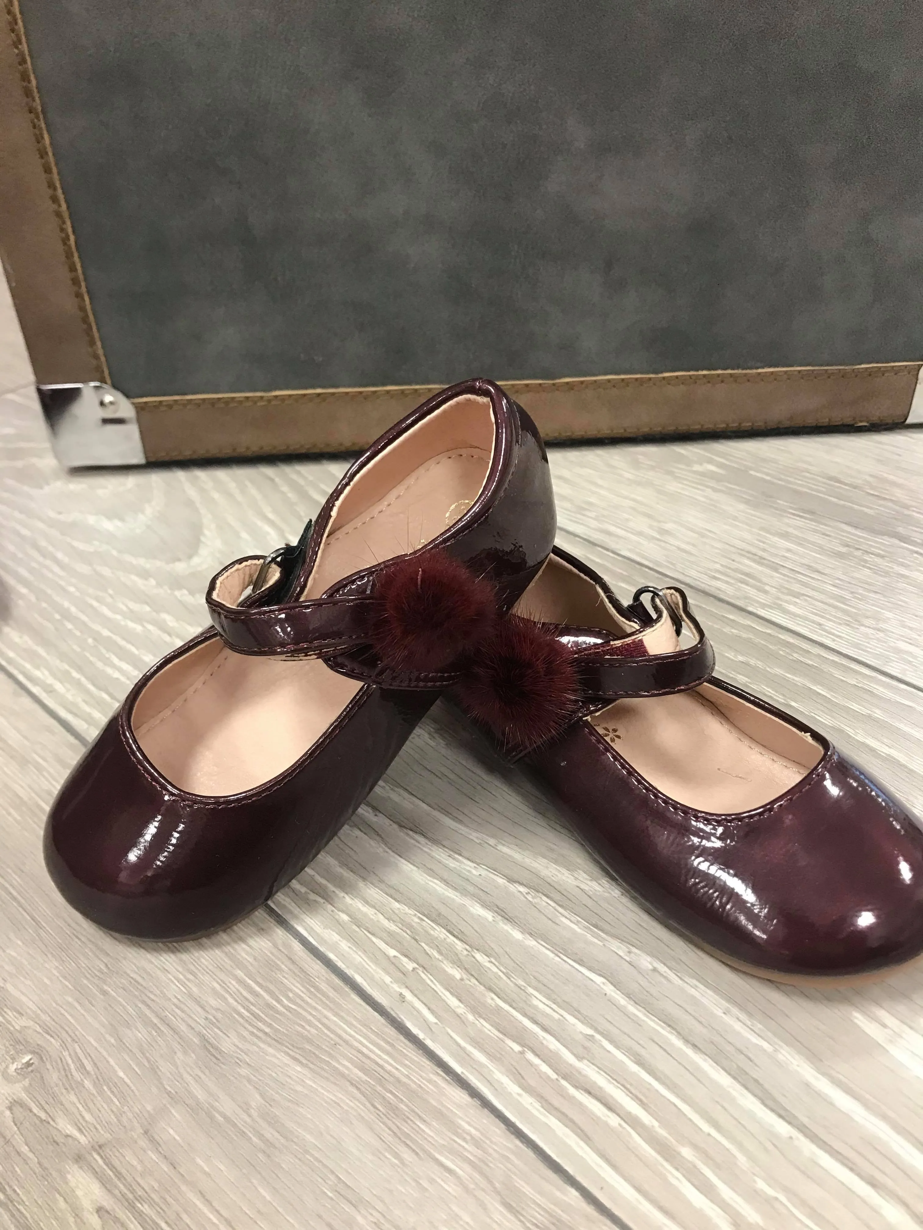 Burgundy Side Pom Shoes