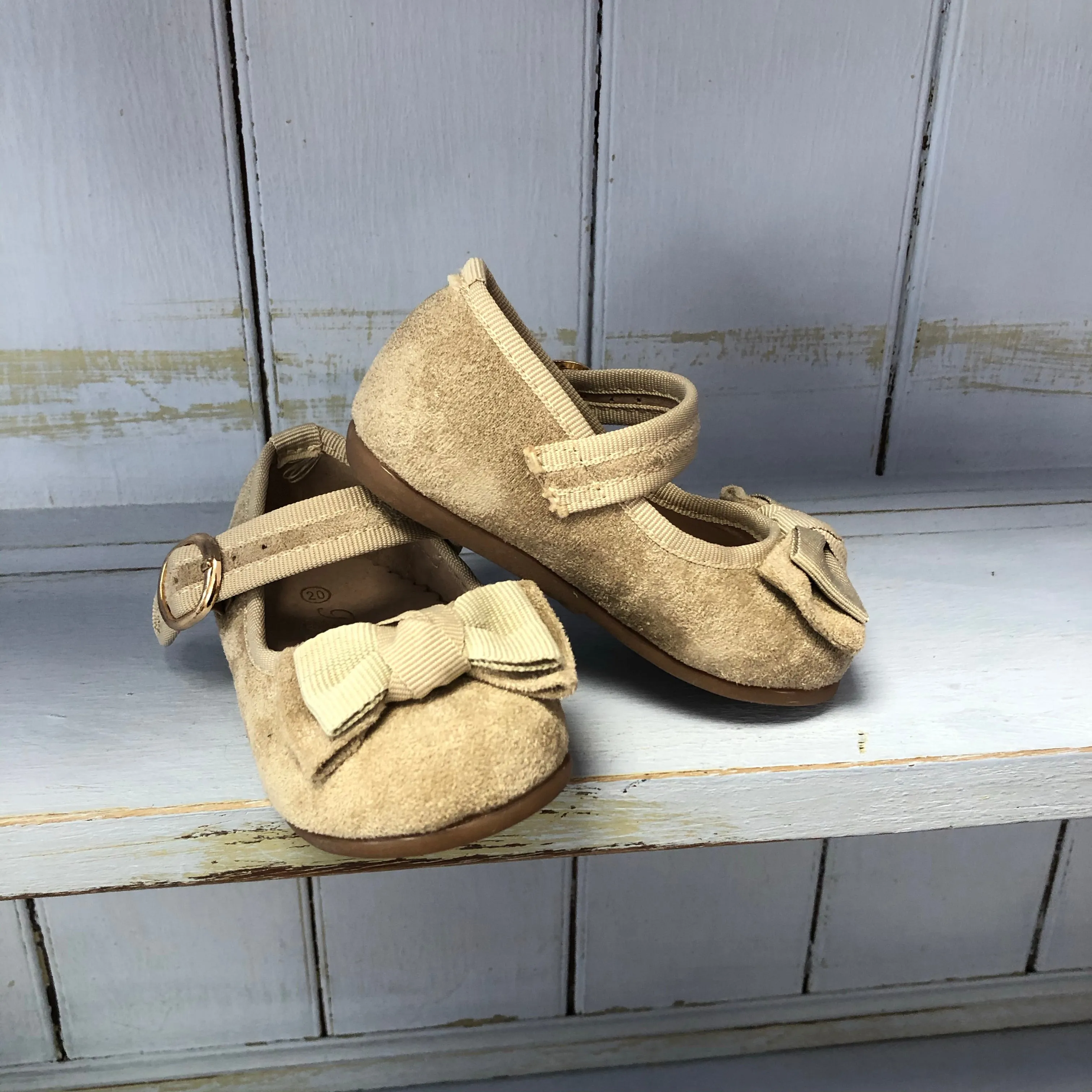 Camel Bow Shoes