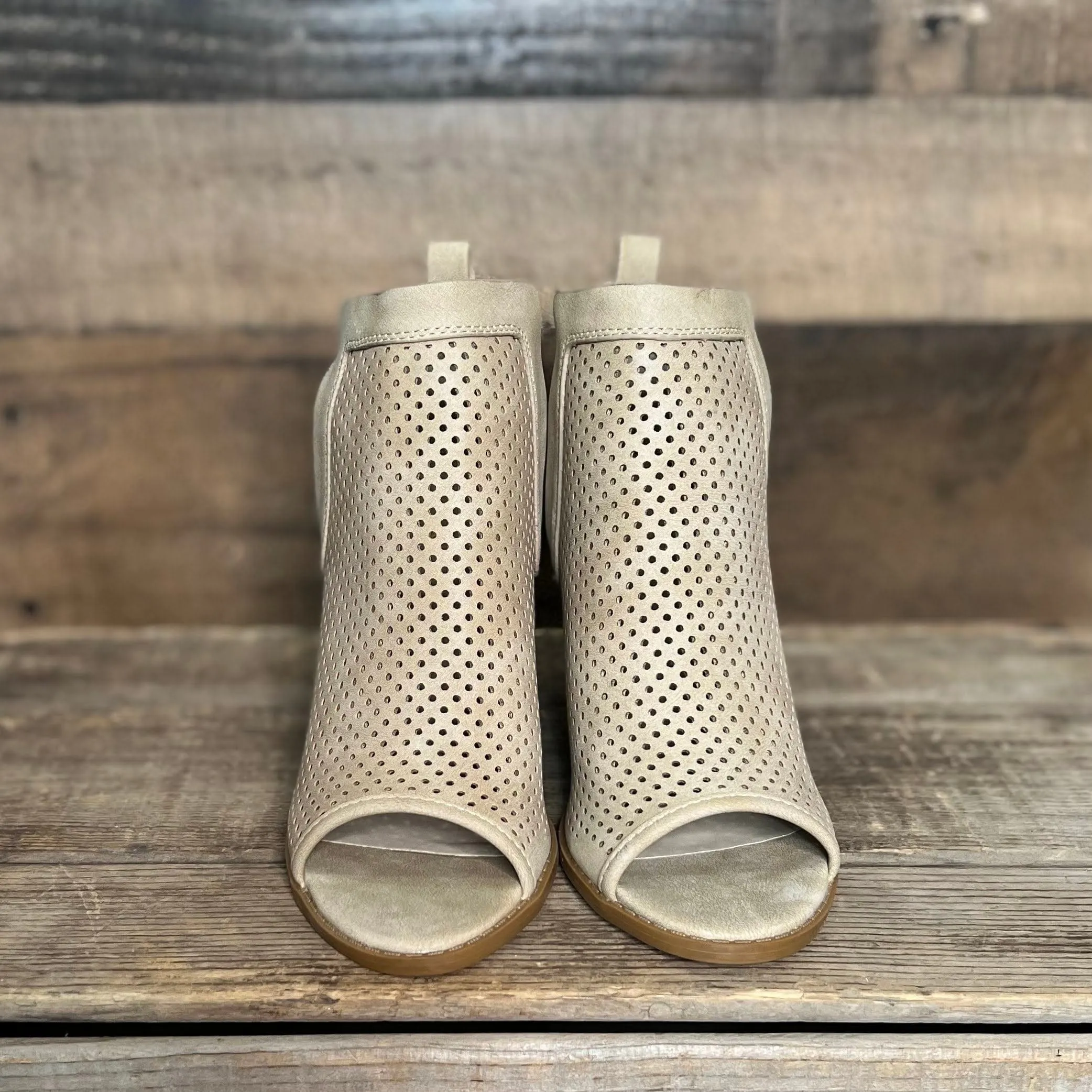 Candace Heel Taupe