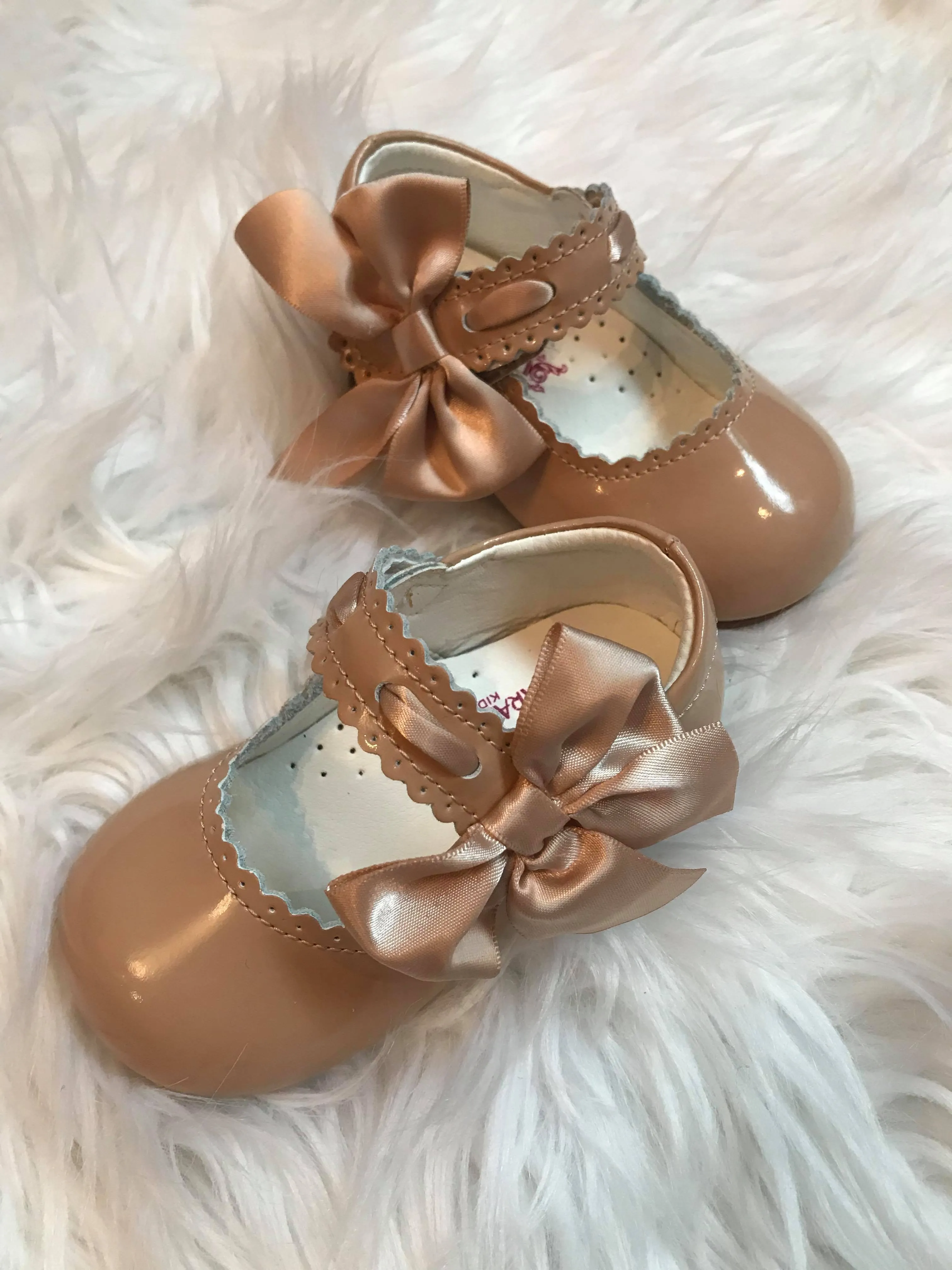Caramelo Mary Jane Bow Leather Shoes