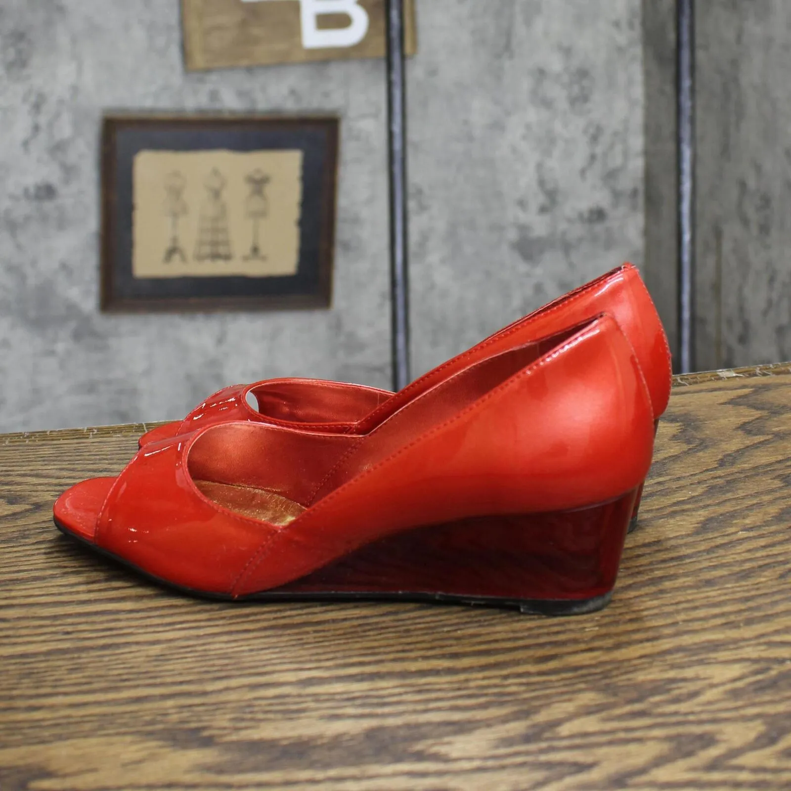 Carlos by Carlos Santana Womens Vintage See Through Wedge Heels Red 6M