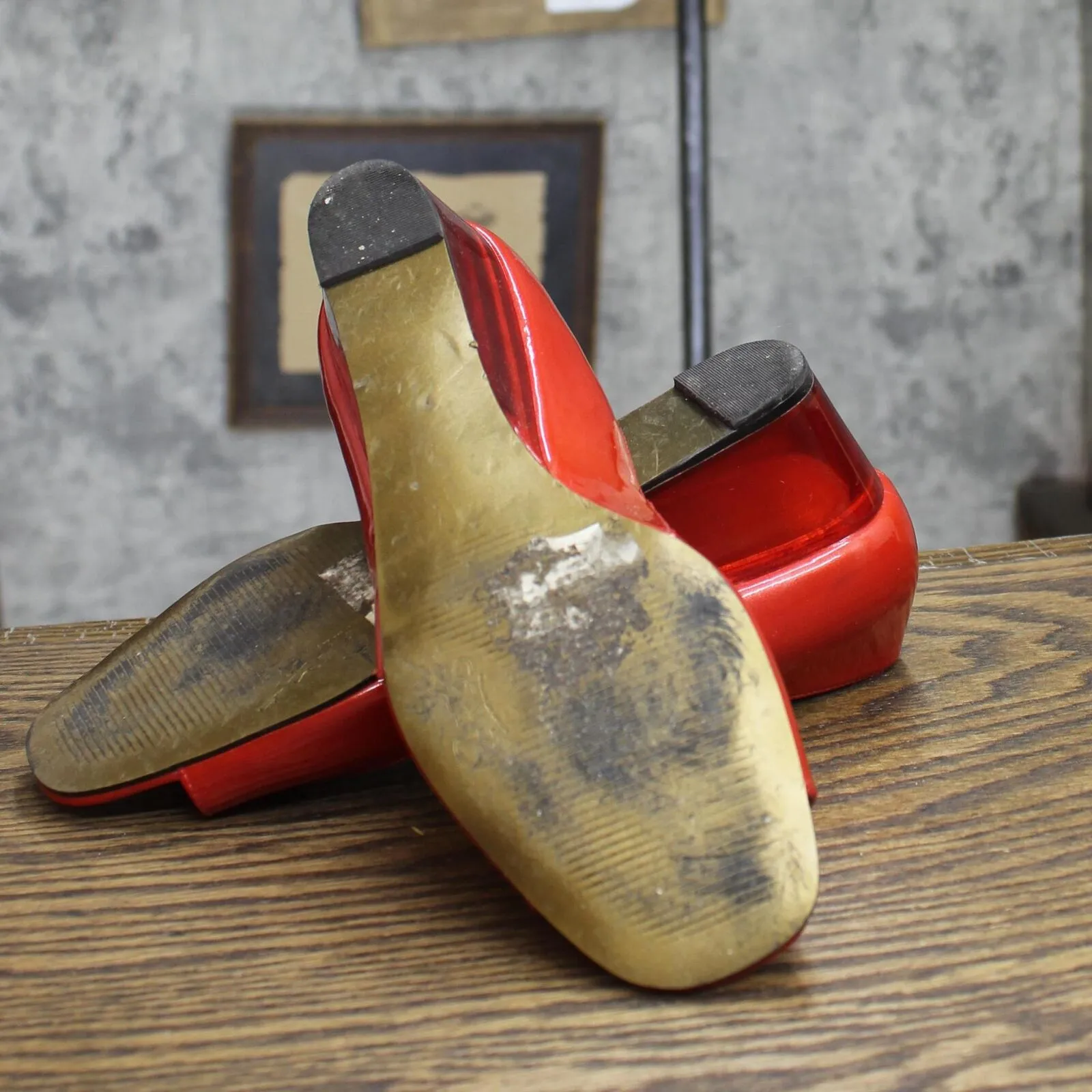 Carlos by Carlos Santana Womens Vintage See Through Wedge Heels Red 6M