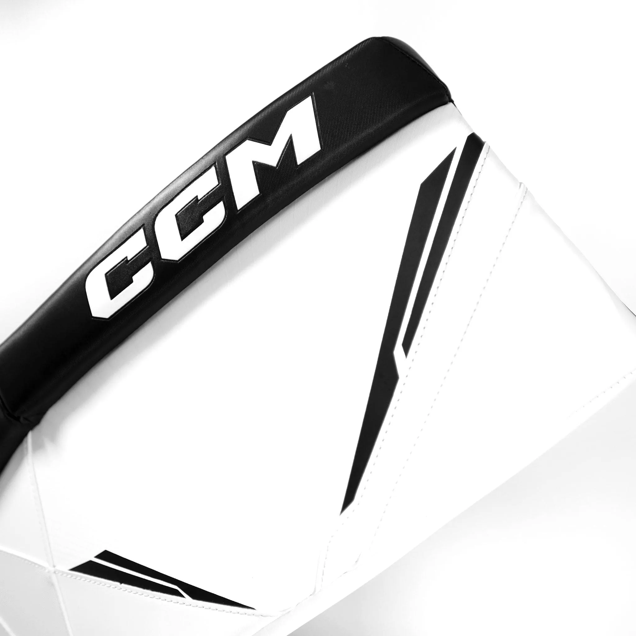 CCM Axis 2.5 Junior Goalie Leg Pads - Source Exclusive
