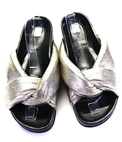 Chloe Paris. Silver/Black Plush Crossed Strap Flat Slides Sandals