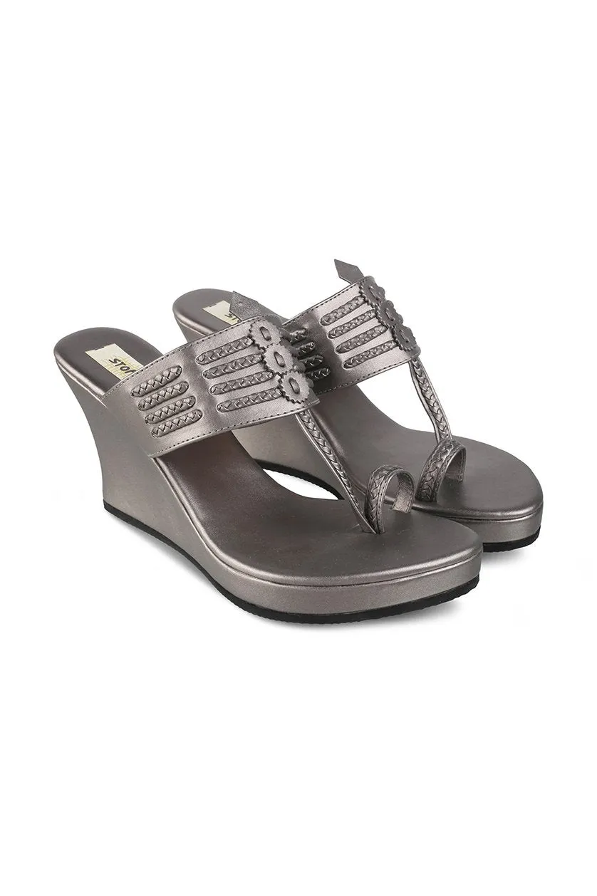 Classic High K Wedge Slate