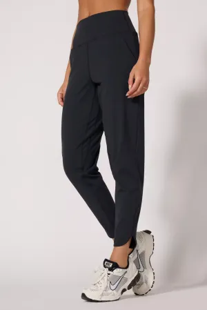 Cloud Jogger - Jet Black