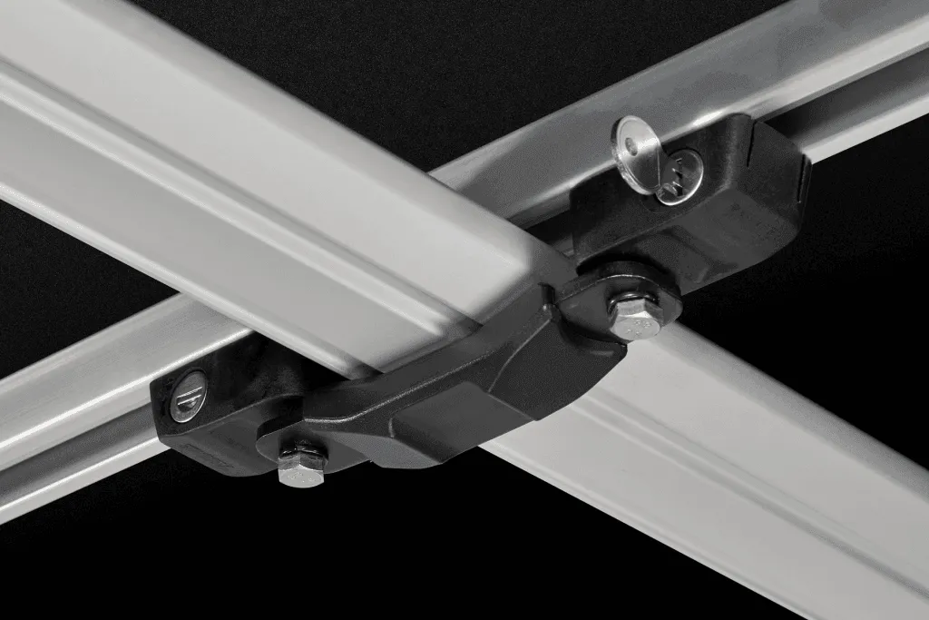 Cort cu prindere pe plafon auto Thule Thule Basin Wedge 2P - Negru