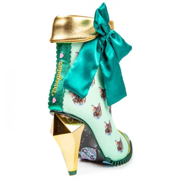 Delicate Diamond Boot - Mint/Gold - Size