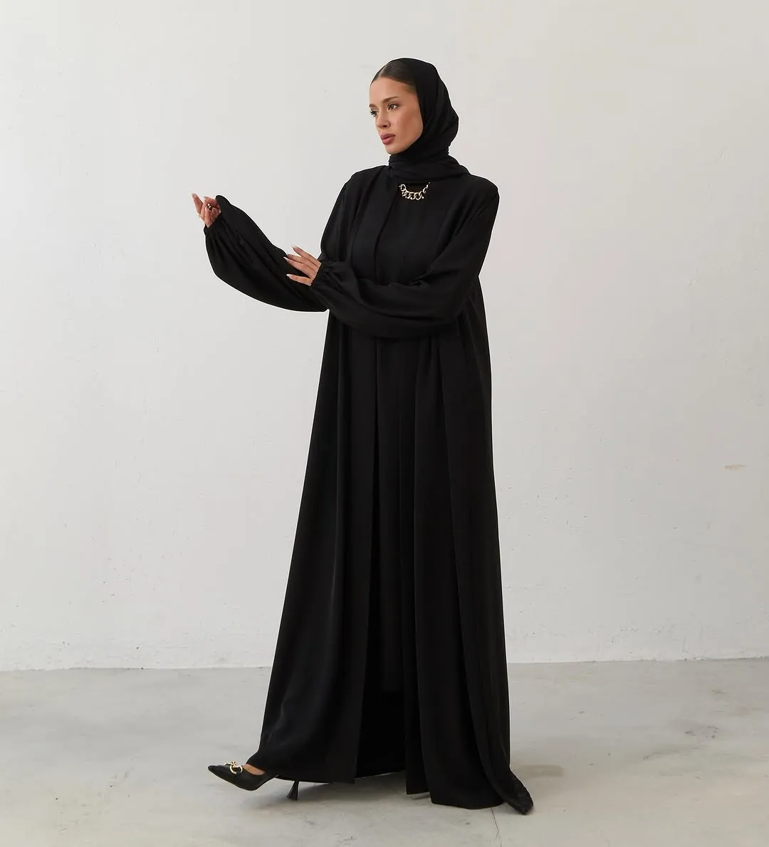 Elegance Two-Piece Abaya Set | Black