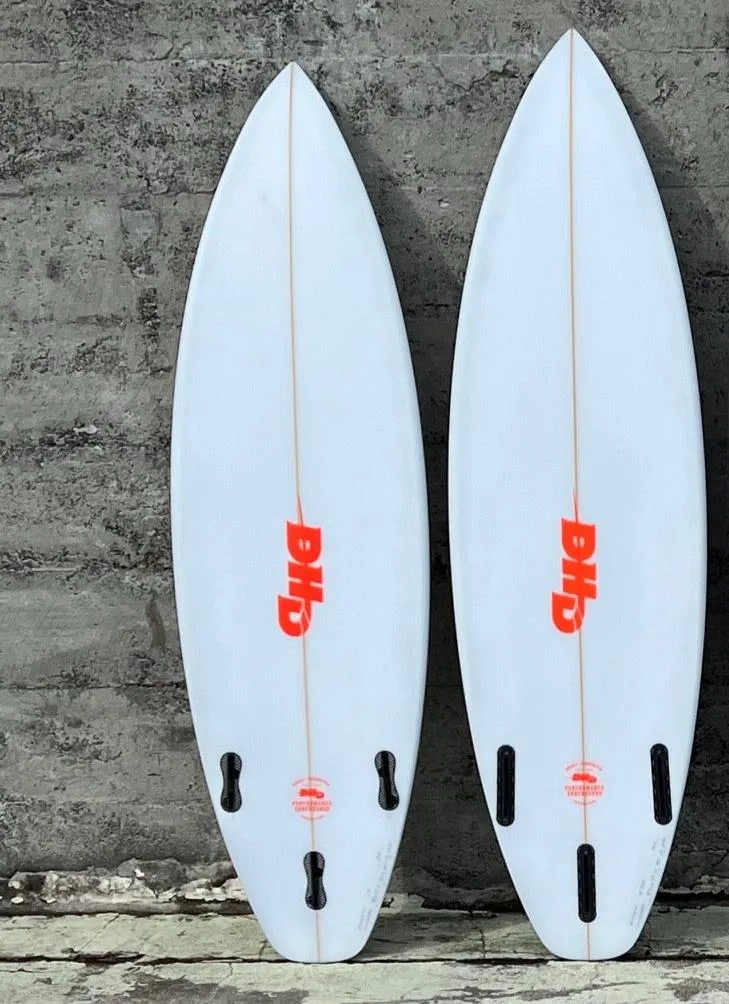 ETHAN EWING DHD DNA JNR PU SURFBOARD