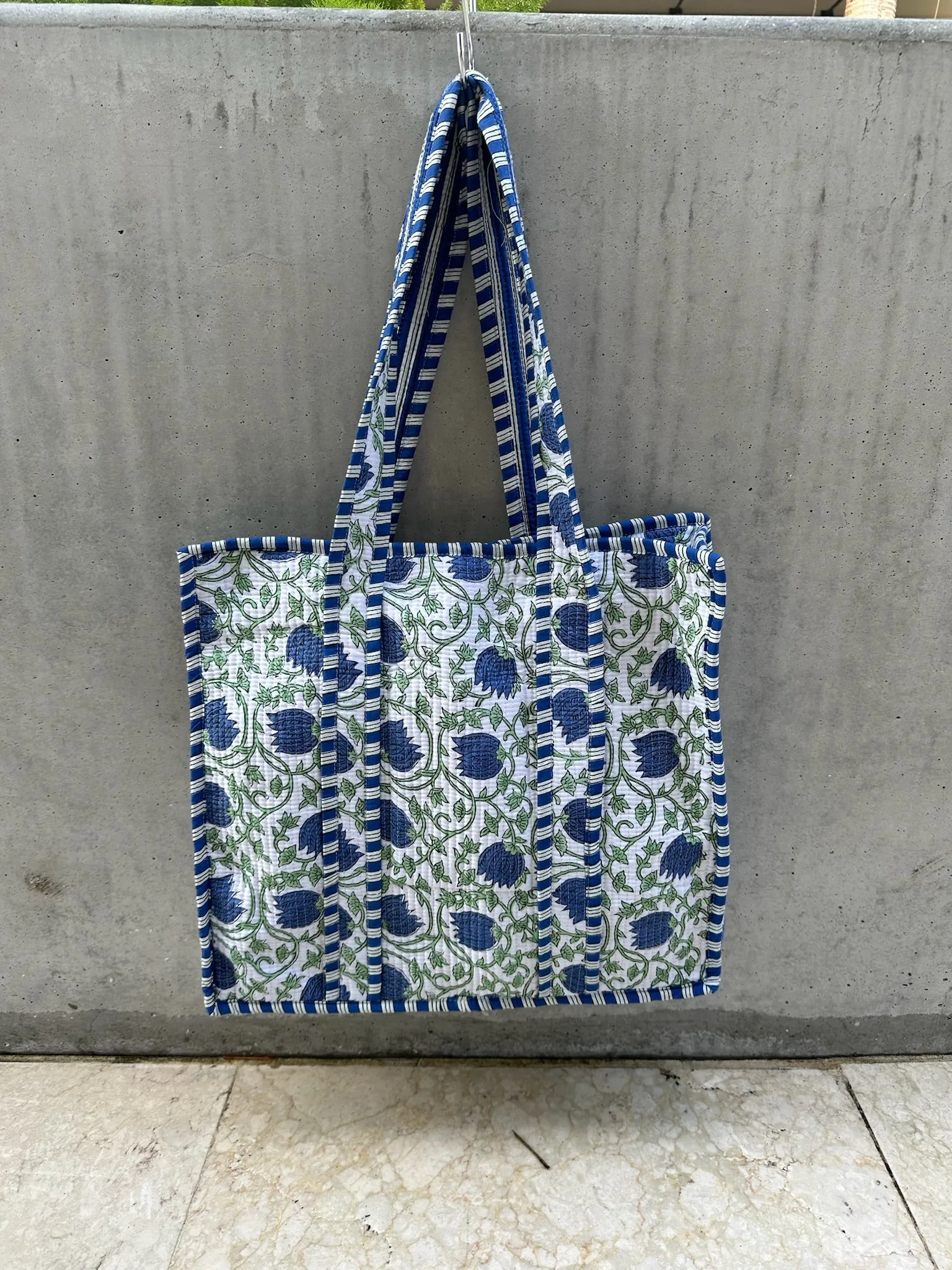 Farylina Jane Floral Tote