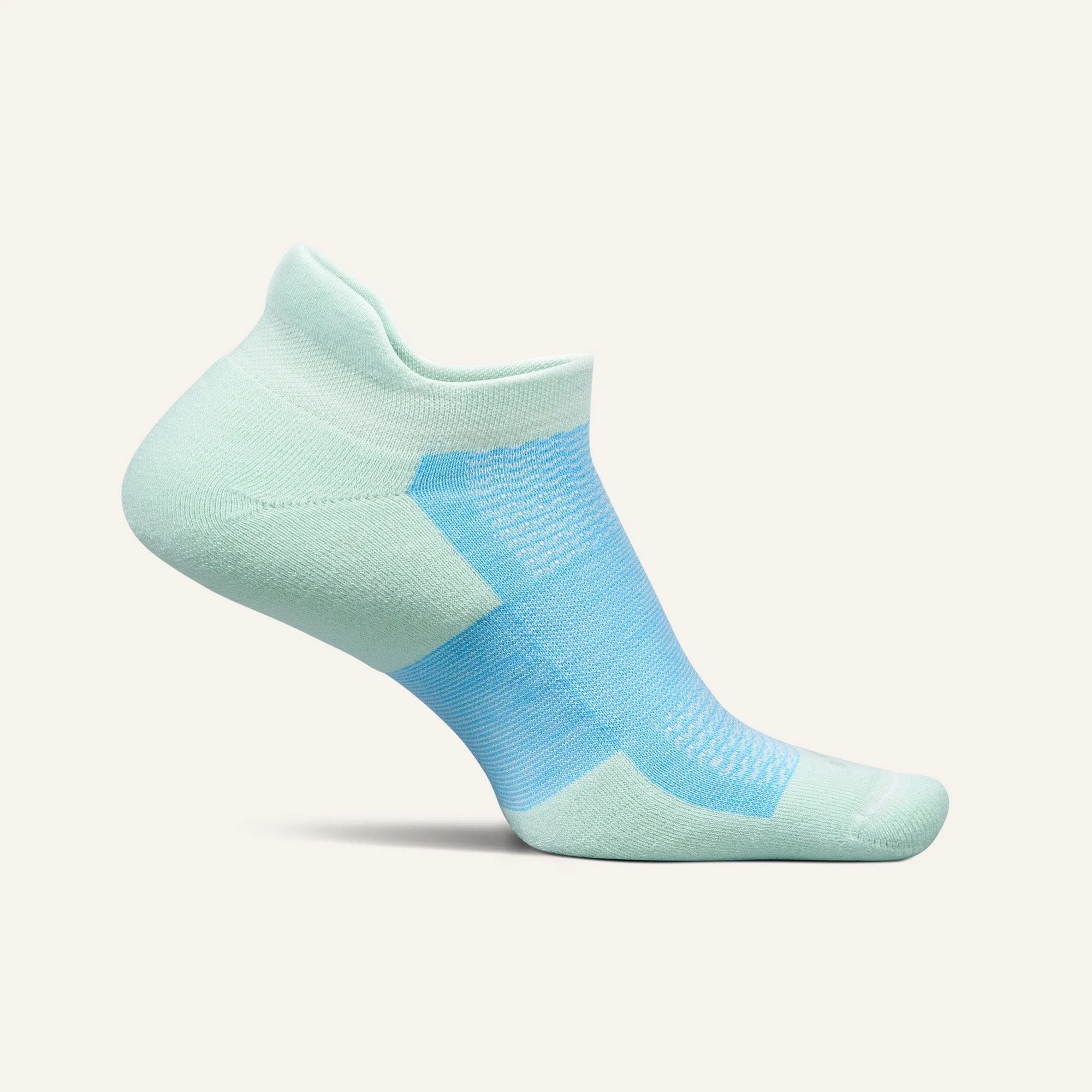 Feetures High Performance Max Cushion No Show Tab Socks