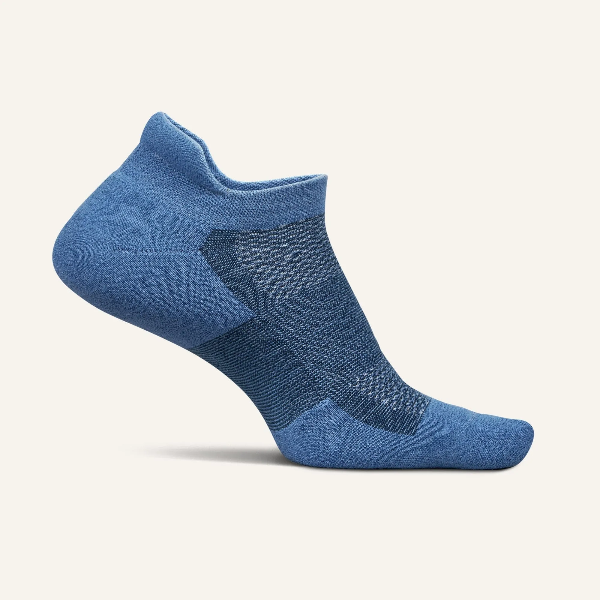 Feetures High Performance Max Cushion No Show Tab Socks