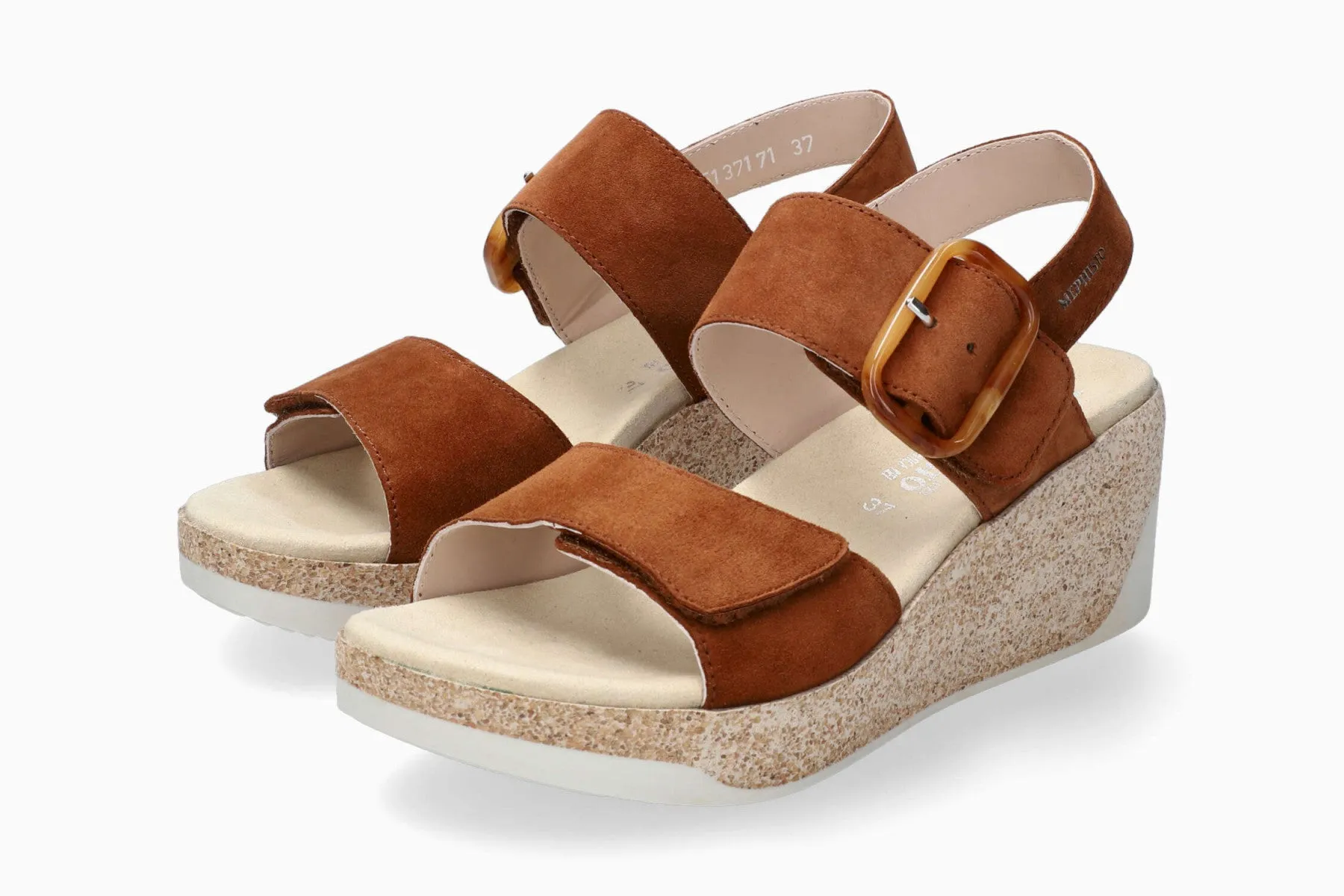 Giulia | Hazelnut
