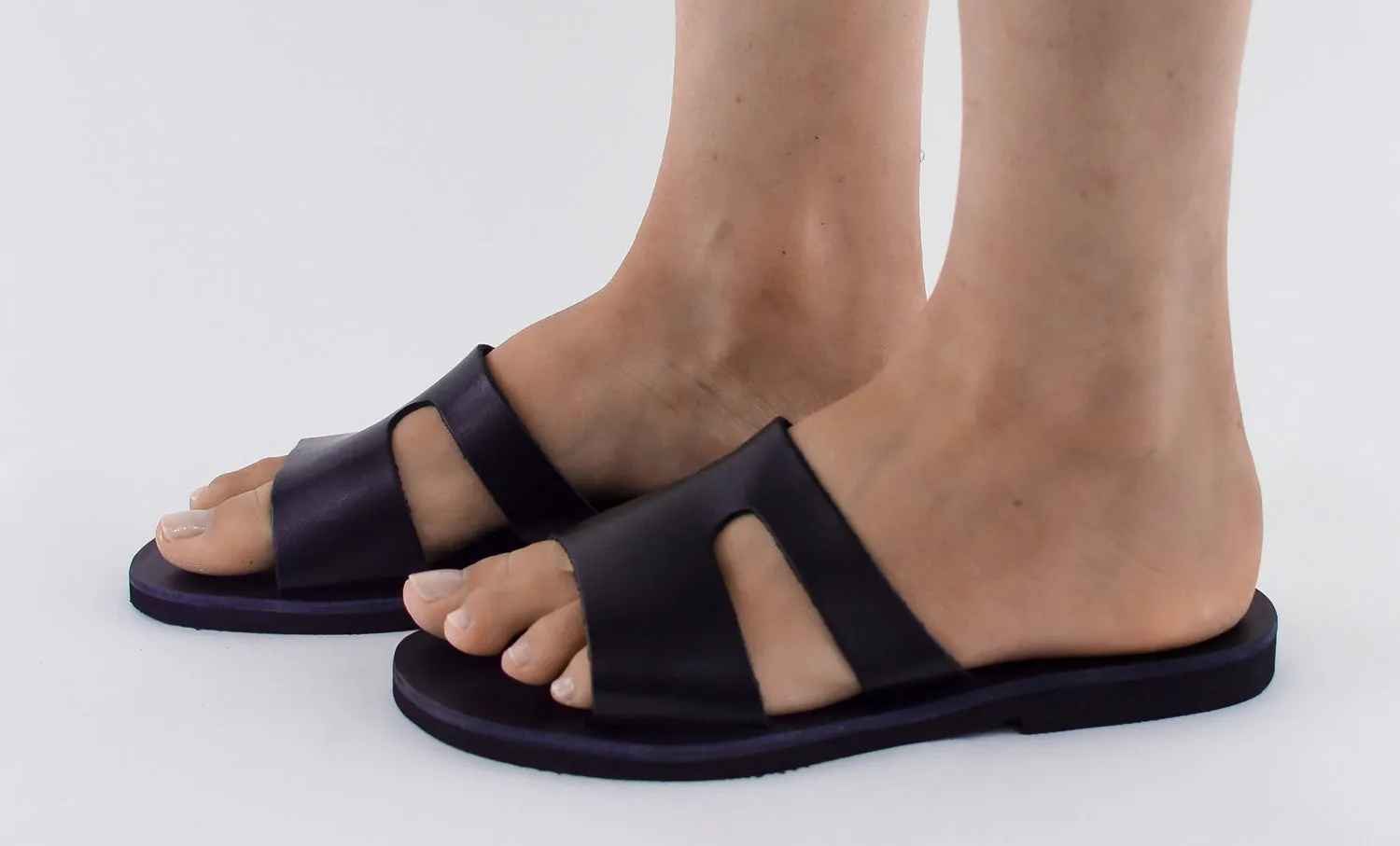 HERA BLACK LEATHER SANDALS