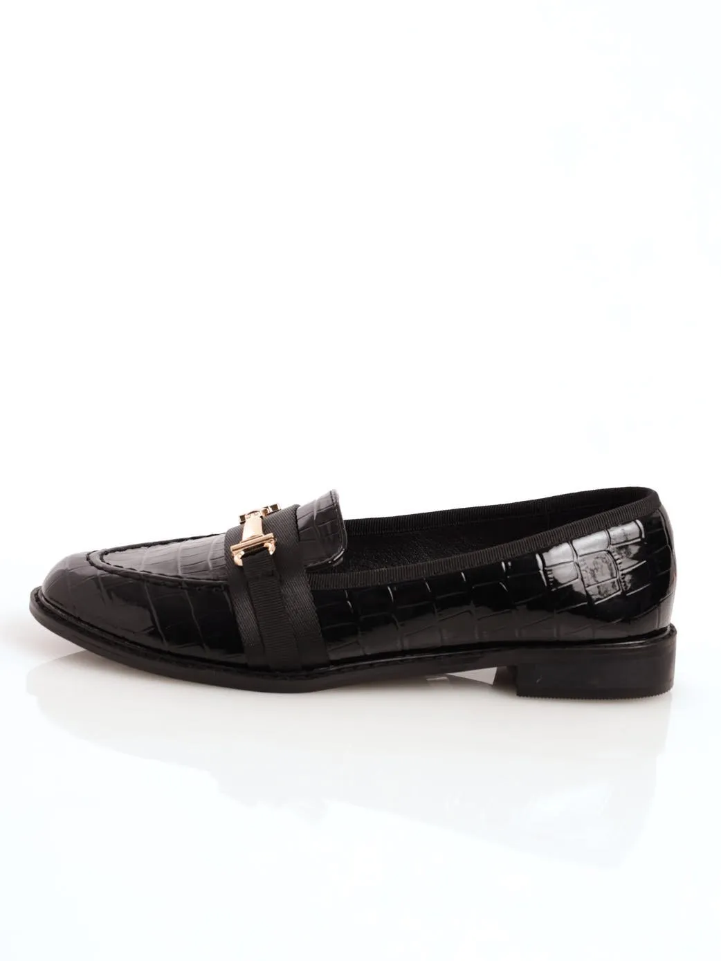 Ladies Embossed Loafer With Petersham And Metal Bar - Black