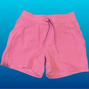 Lululemon scuba high rise shorts