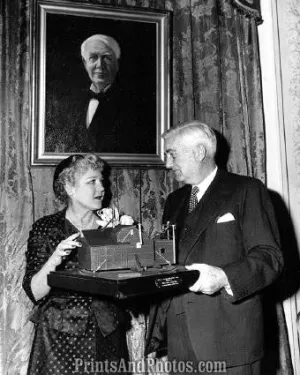 MARY PICKFORD & EDISON's Son  3374