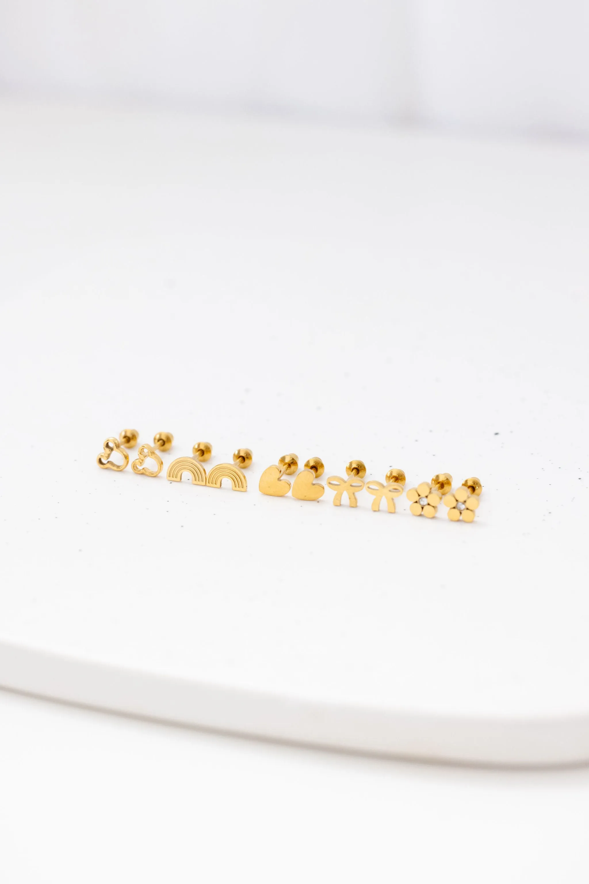 Minnie Screw Back Earrings