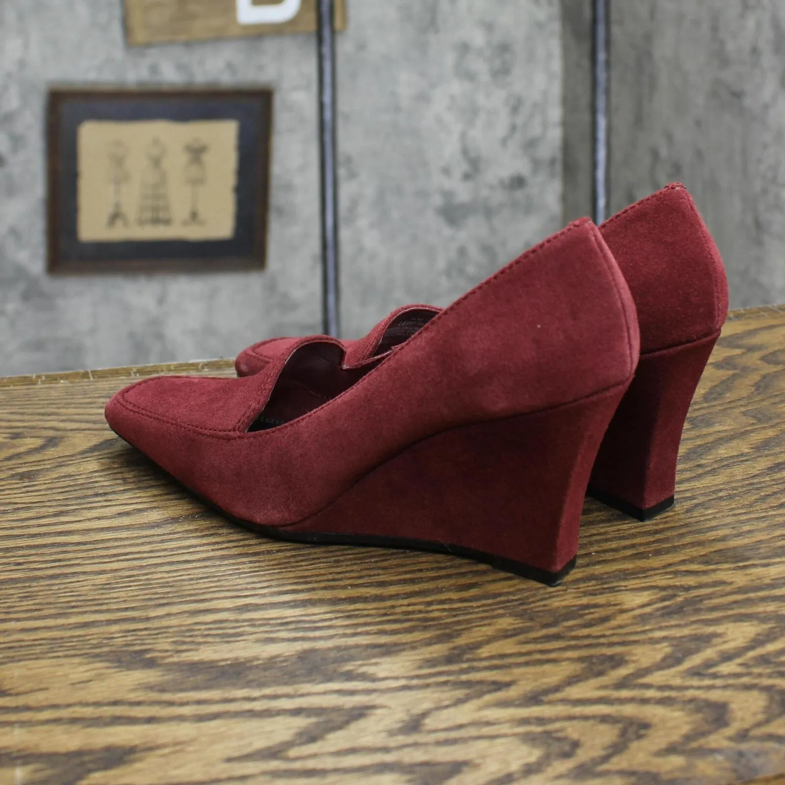 Naturalizer Womens Vintage Suede Wedge Heels 1674022049b29a Mirth Wine Red 6M