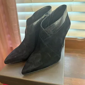 NEW Vince Camuto 9M Sempren Black High Suede Elisse Animal Snake Pointy Toe Heel