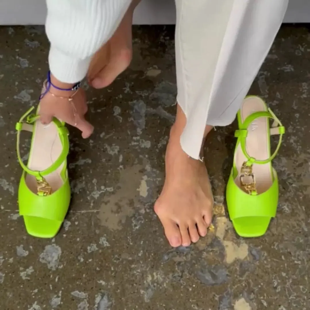 Pamela - Lime Green Leather