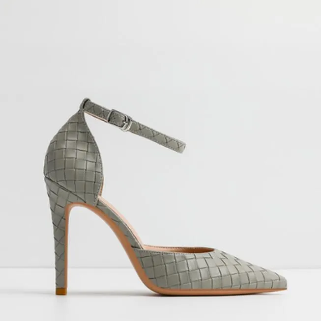 Pointy Ankle Strap High Heels For Small Feet GS390
