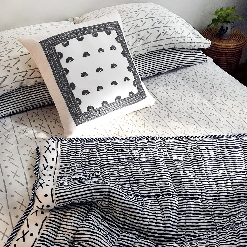 Proud Mary for Tilonia® King Duvet Set in Criss Cross in Dove Grey