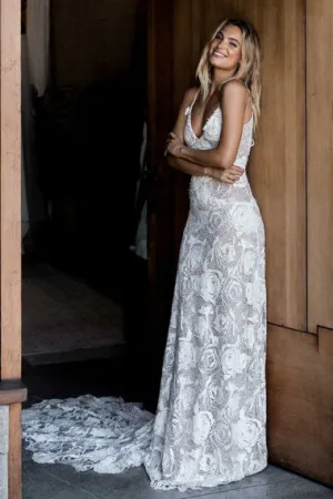 Romantic A-Line Spaghetti Straps Court Train Ivory Backless Lace Bohemian Wedding Dress OHD224