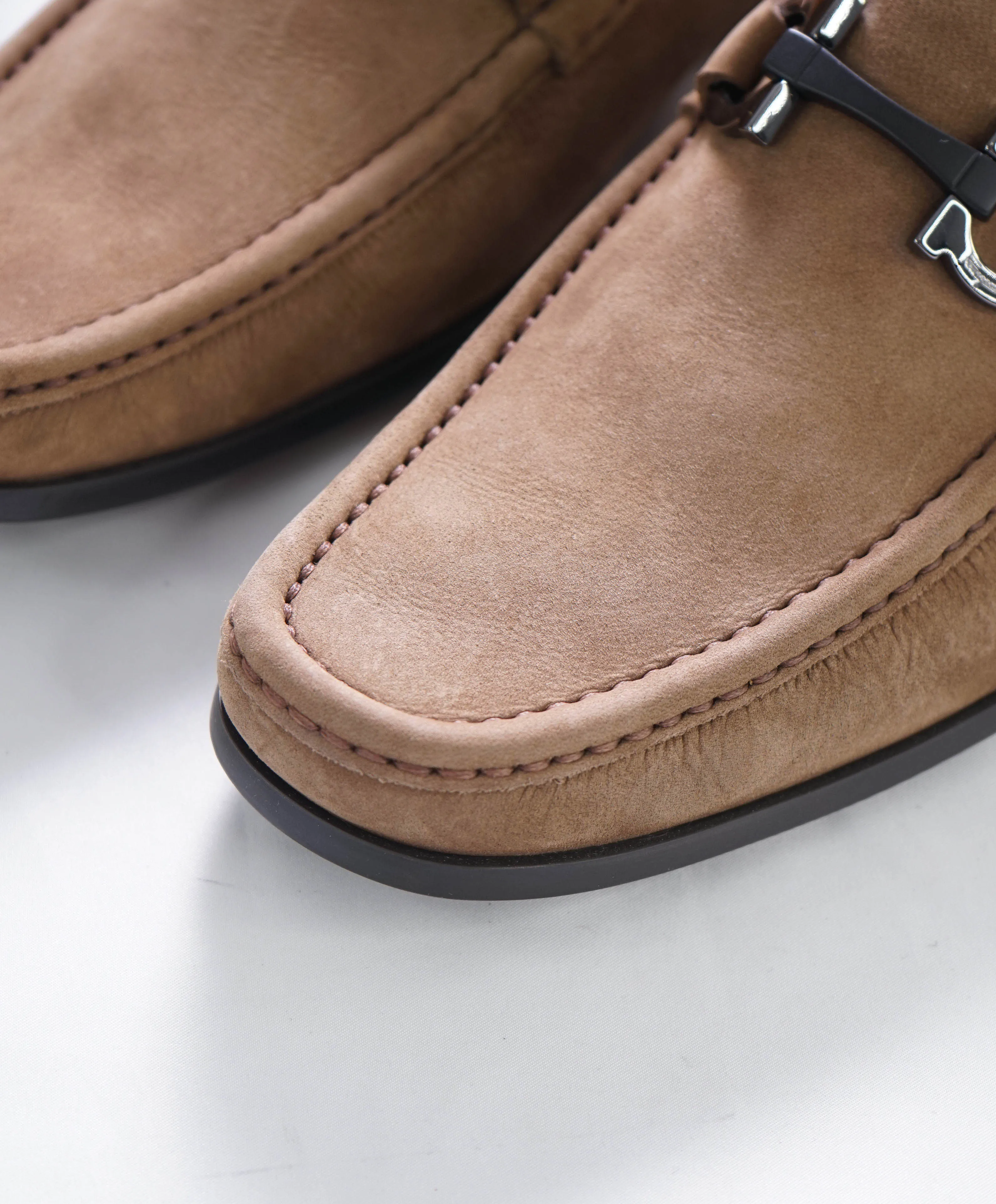 SALVATORE FERRAGAMO - “GRANDIOSO 2" Gancini Bit Loafer Brown Leather - 8.5 EE