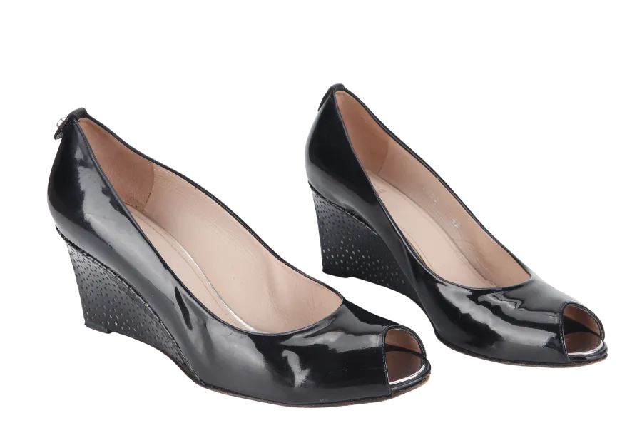 STUART WEITZMAN BLACK PATENTS OPEN TOE PUMPS PL63043 SIZE 41