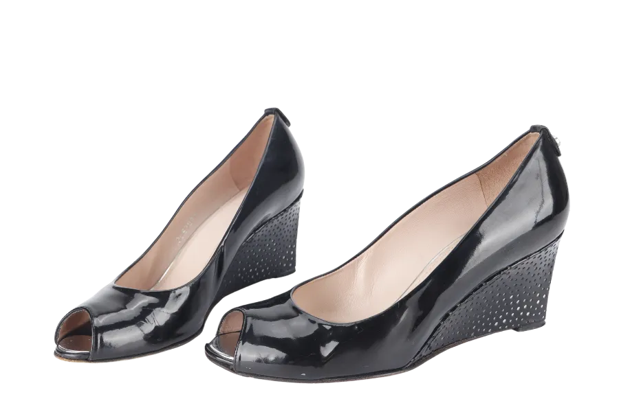 STUART WEITZMAN BLACK PATENTS OPEN TOE PUMPS PL63043 SIZE 41