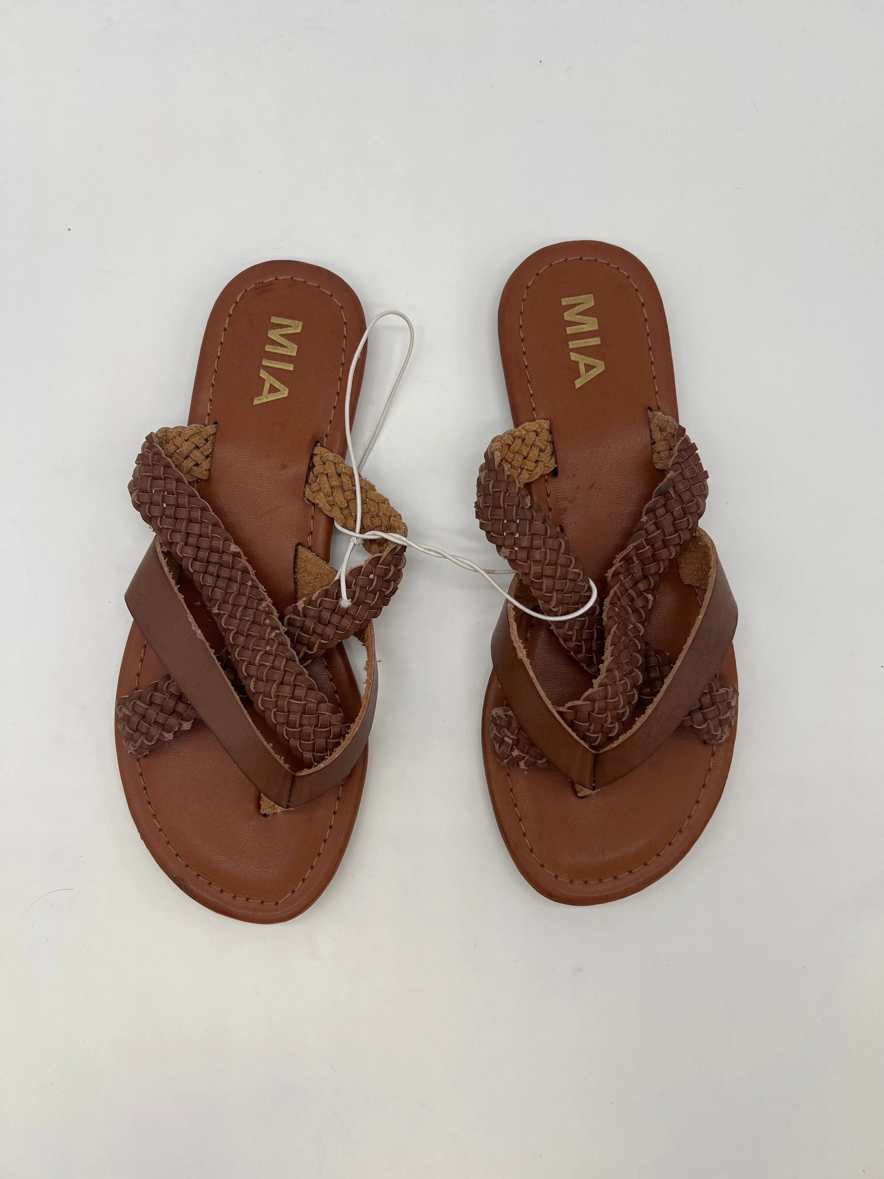 Tan Sandals Flats Mia, Size 6.5