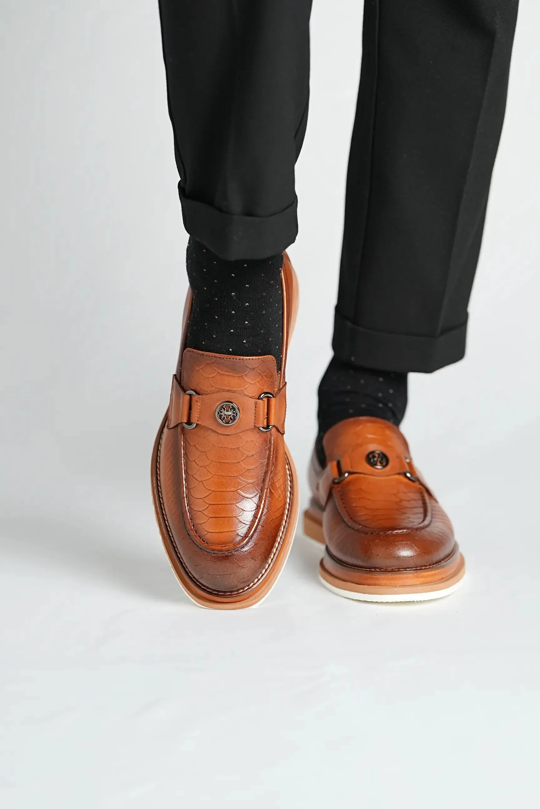 Tan Shaded Casual Loafers