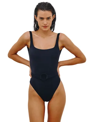 Tisa Zuri One Piece