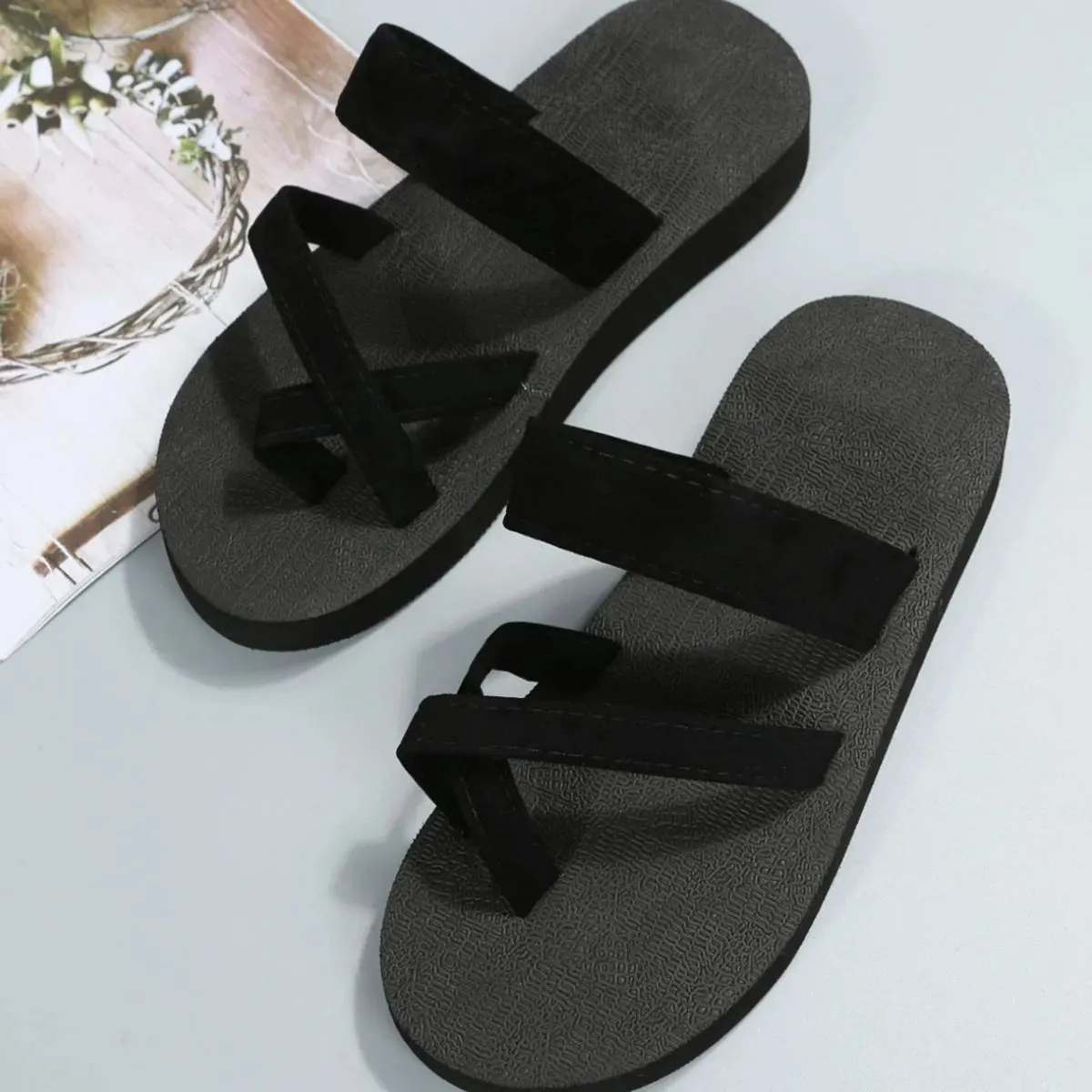 Toe Loop Flats Sandals