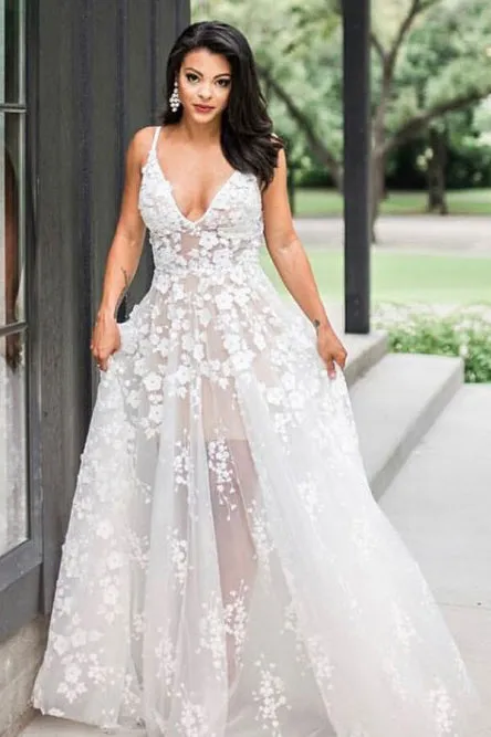 Tulle A-Line Spaghetti Straps Floor-Length White Wedding Dress with Appliques OHD045