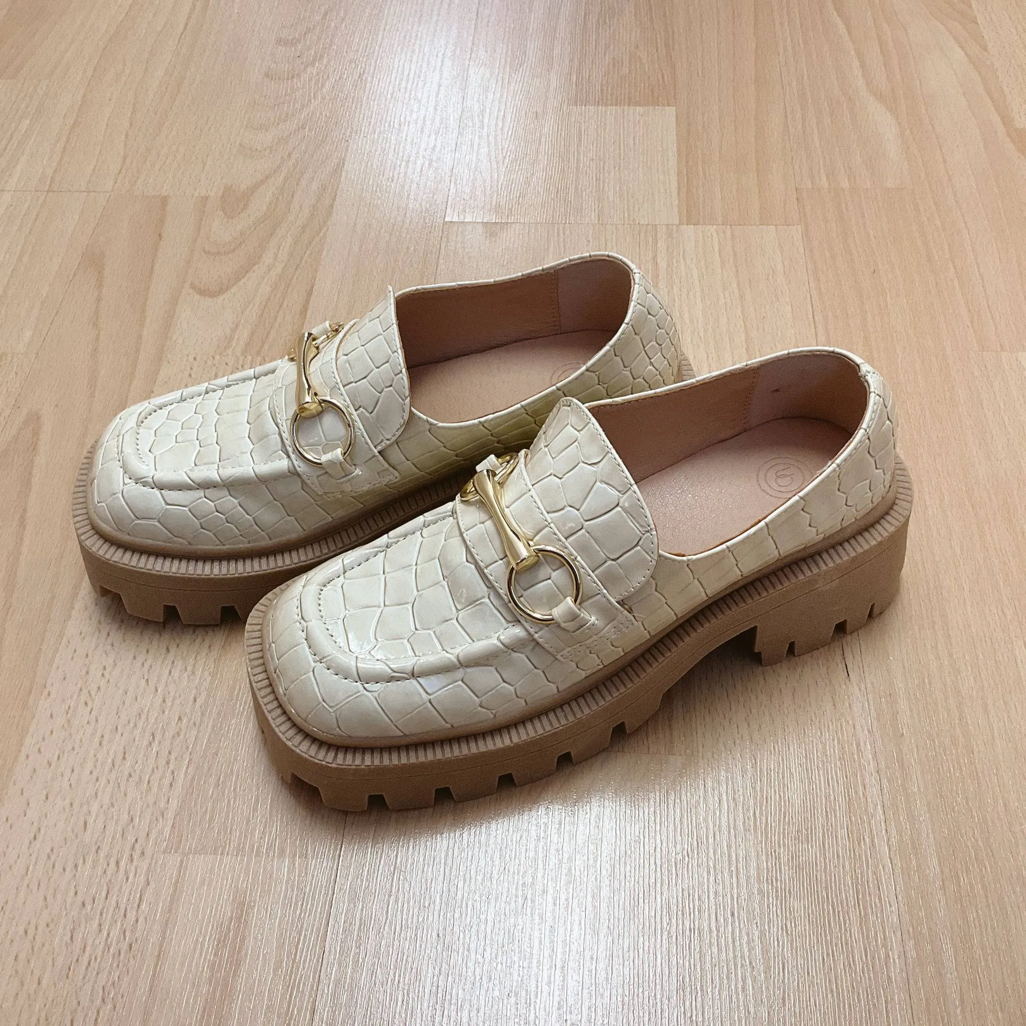 Urban Outfitters Loafers Size 6